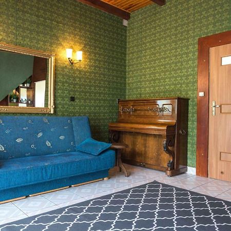 Апартаменты Apartament Szafa Устшики-Дольне Экстерьер фото
