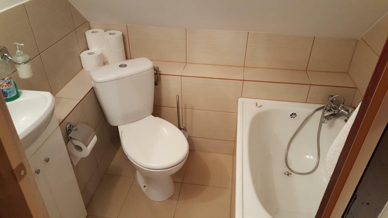Апартаменты Apartament Szafa Устшики-Дольне Экстерьер фото